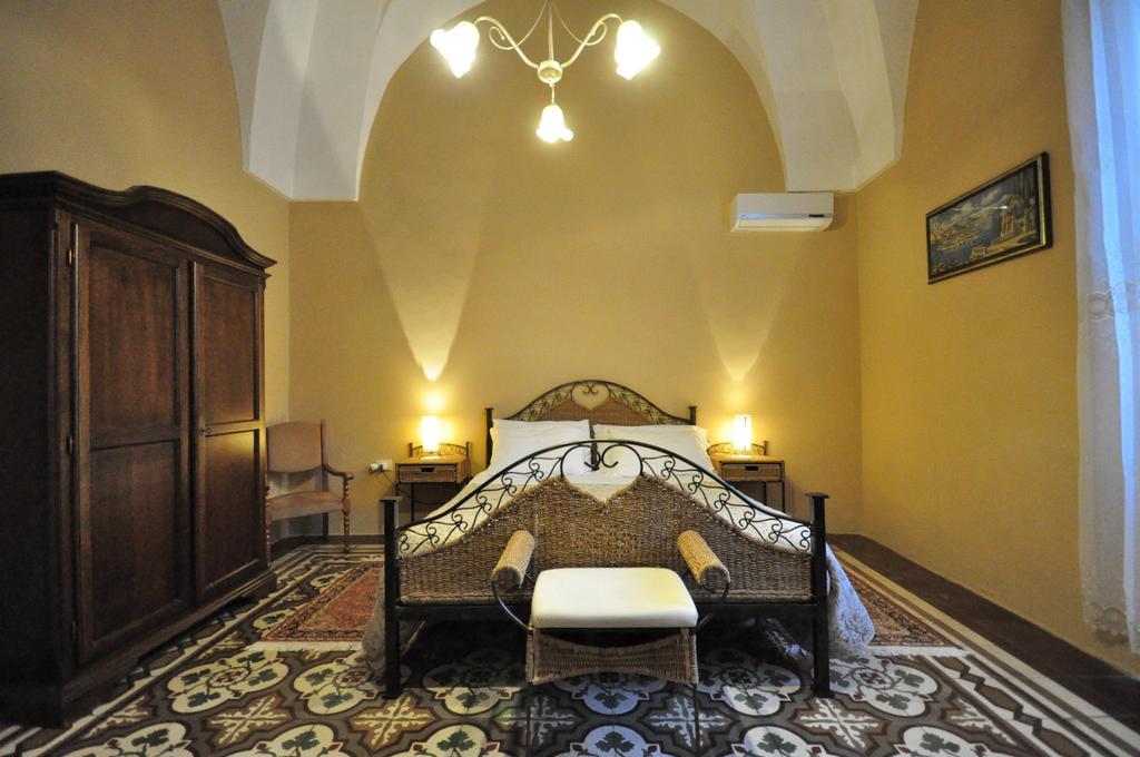 Felline In Bed&Breakfast Dimora Di Charme El Salento エクステリア 写真