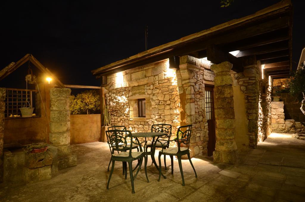 Felline In Bed&Breakfast Dimora Di Charme El Salento エクステリア 写真